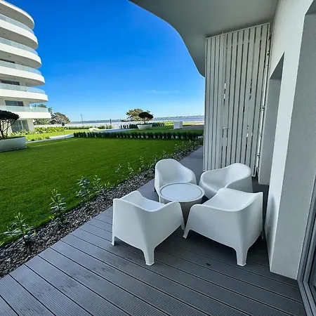 Pearl Apartament *