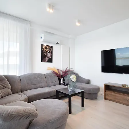 Apartament Pearl *