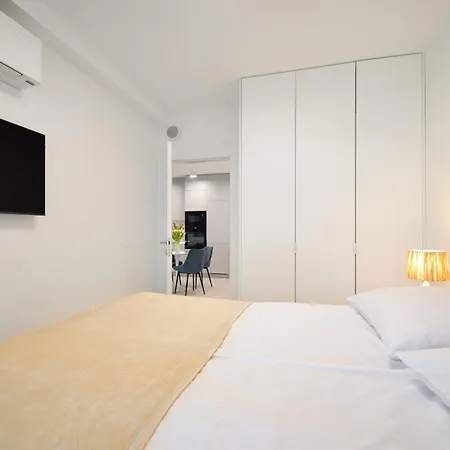 Apartament Pearl *